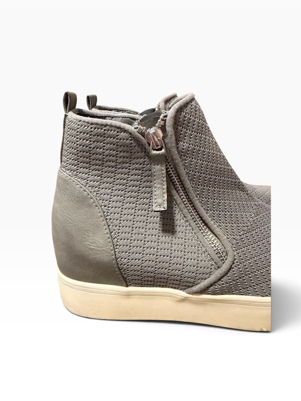 Steve Madden Grey Knit Slip-On Sneakers - Picture 4 of 5